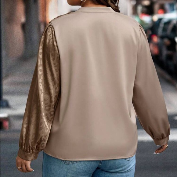 Classic Elegant Two Tone Leopard Print Top Blouse Shirt Blue - Picture 10 of 16